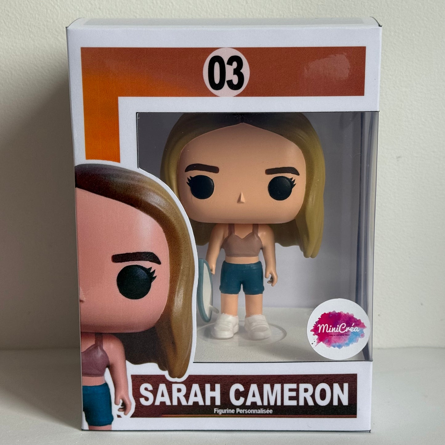 Figurine Sarah Cameron - Création Unique