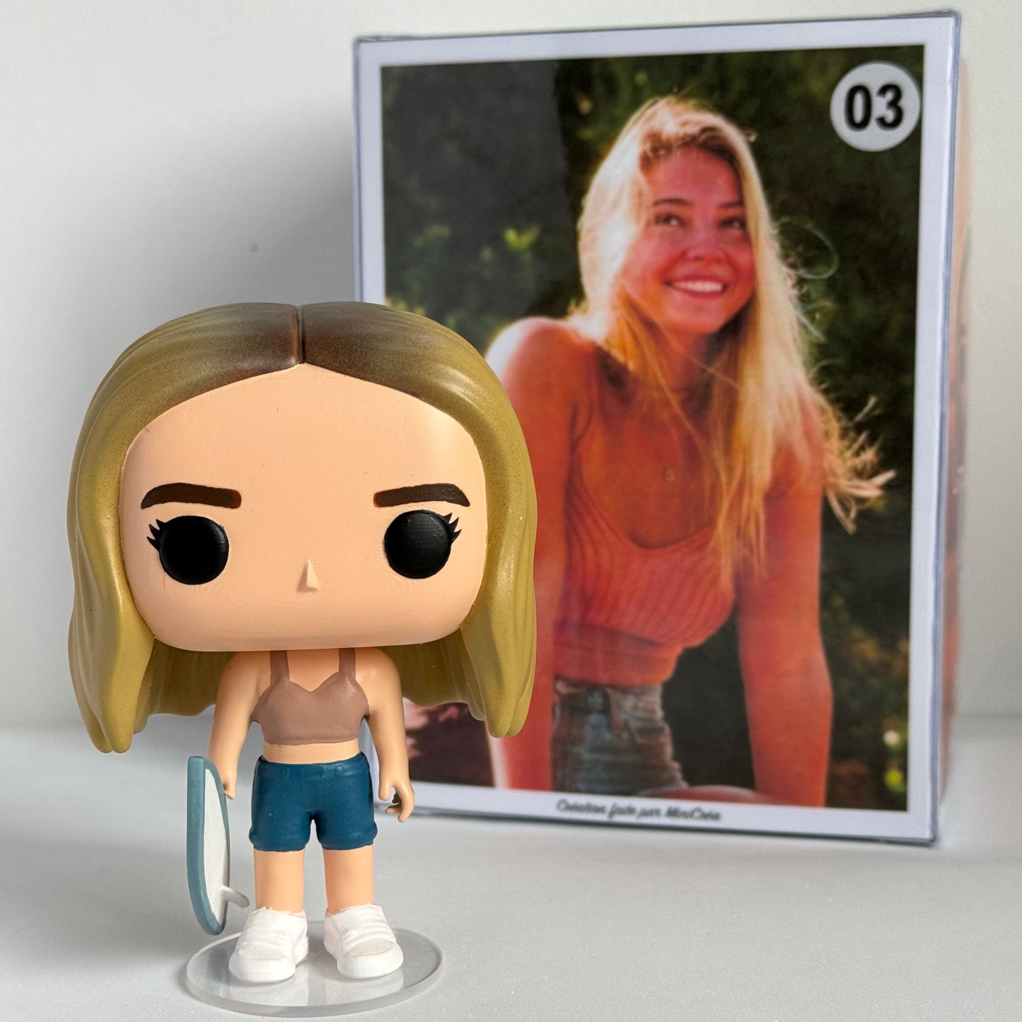 Figurine Sarah Cameron - Création Unique